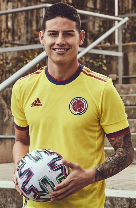 camisetas de fútbol adidas colombia